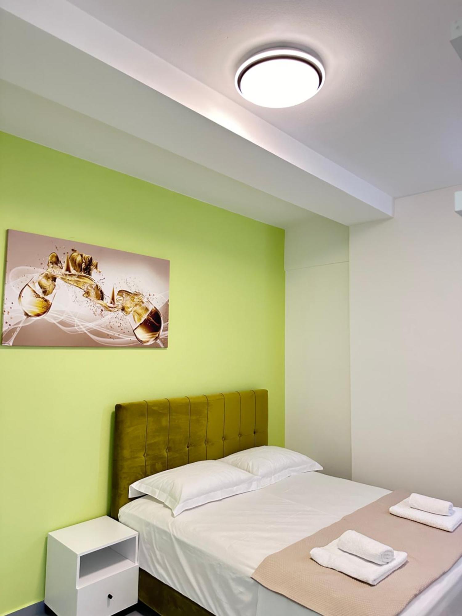 Philip Sea View Apartman *